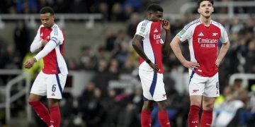 Arsenal Gagal Menang, Liverpool Kian Melaju