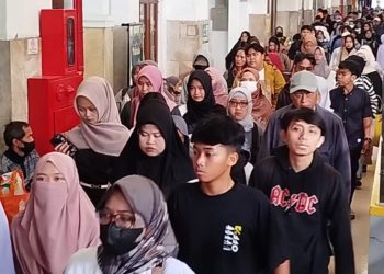 pemudik stasiun