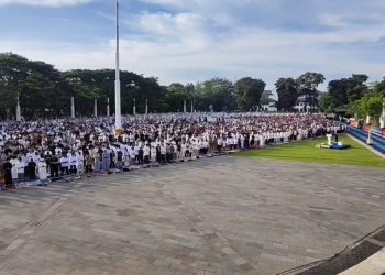 Belasan Ribu Jamaah Laksanakan Shalat Idul Fitri di Gasibu Bandung