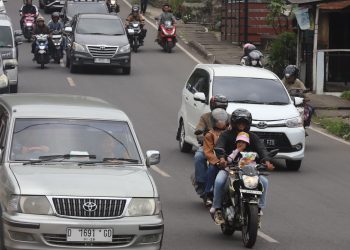 Gubernur Dedi Mulyadi