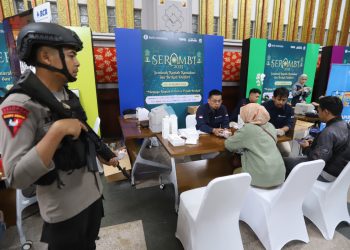 Pengamanan Ketat di Lokasi Penukaran Uang