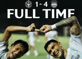Hajar Semen Padang 4-1, Persib Makin Kedinginan di Puncak