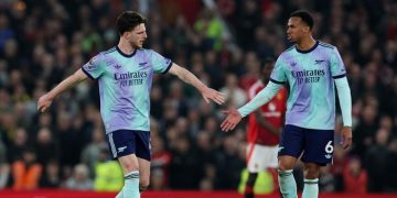 Arsenal Tertinggal Jauh, tapi Belum Menyerah