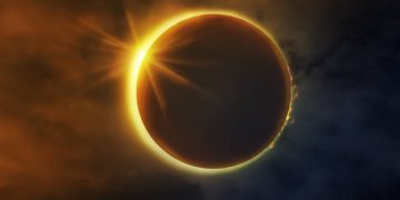 gerhana matahari pertama