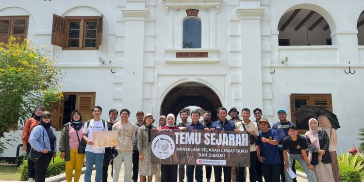 Jejak yang Tak Terkubur, Merawat Ingatan dari Benteng Pendem hingga Bong Londo