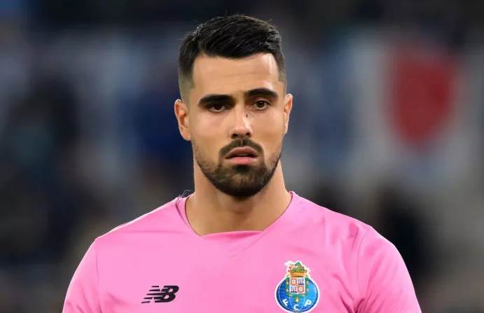 Diogo Costa Pengganti Ederson yang Rentan Cedera