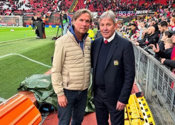 Asisten Pelatih Timnas Indonesia Ada di Old Trafford