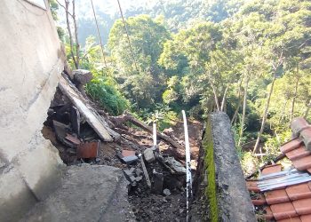 tembok penahan tanah