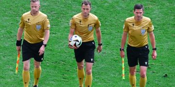 Felix Zwayer Pimpin Final Liga Europa MU vs Tottenham