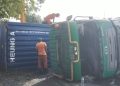 Truk Kontainer Batujajar