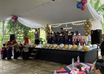 Pentas Ceria di Tanah Wakaf: Pelepasan Siswa KOBER Khairina Penuh Haru