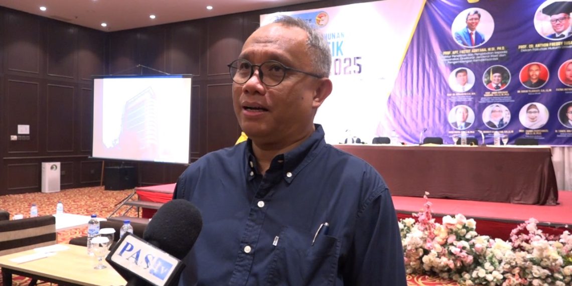 Prof. Dr. Anthon Freddy Susanto, Dekan FH Unpas. (Youngki/pasjabar)