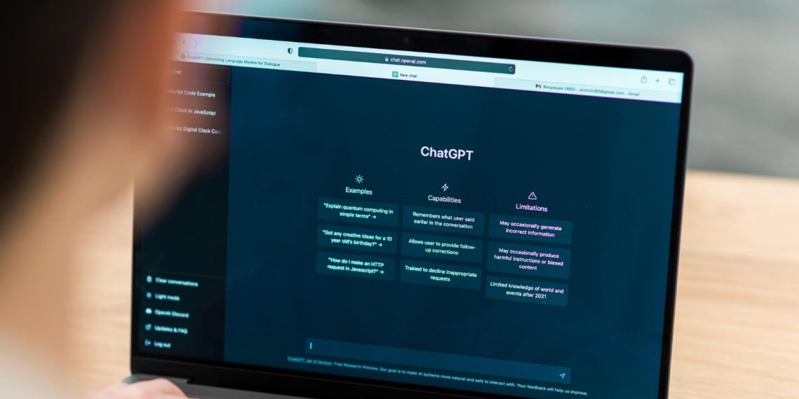 ilustrasi pengguna chatgpt. (freepik.com)