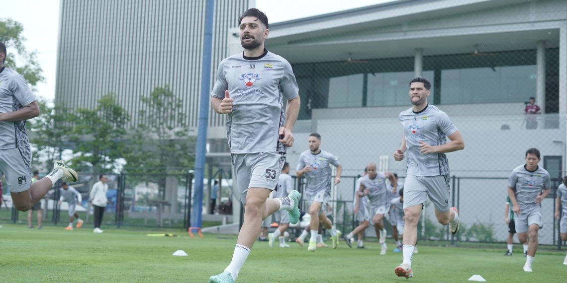 Frans Putros. (Foto: Official Persib)