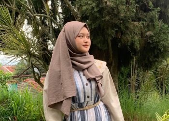 Cinta Gambar Sejak Kecil,  Rifa Naysila, Bercita-cita Jadi Arsitek