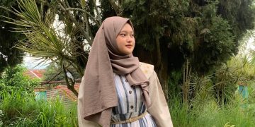 Cinta Gambar Sejak Kecil,  Rifa Naysila, Bercita-cita Jadi Arsitek