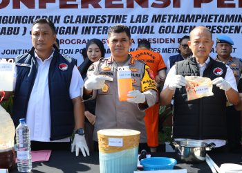 Polda Jabar Gerebek Laboratorium Sabu Jaringan Internasional di Meruya
