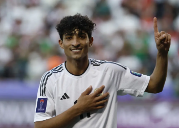 Pemain Timnas Irak, Ali Jassim. (KARIM JAAFAR / AFP)