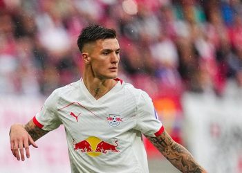 Penyerang RB Leipzig Benjamin Sesko juga diincar Manchester United (NurPhoto via Getty Images/NurPhoto)