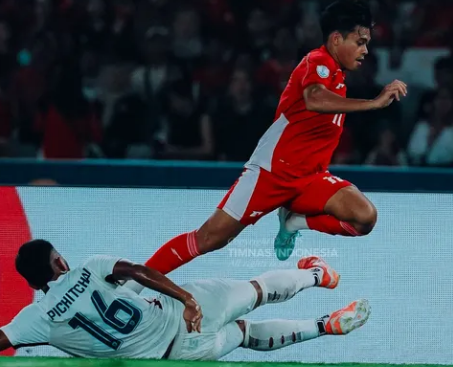 Timnas Indonesia kalahkan Thailand lewat adu penalti 7-6 di semifinal Piala AFF U23 di Stadion Gelora Bung Karni (SUGBK), Jumat (25/7/2025). (intagram/@timnasindonesia)