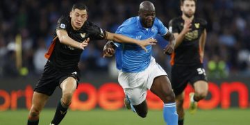 Jay Idzes masih buka peluang pindah dari Venezia. (REUTERS/Ciro De Luca)