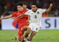 Laga Indonesia vs Vietnam berlangsung panas dan banjir kartu kuning di 32 menit awal. (ANTARA)