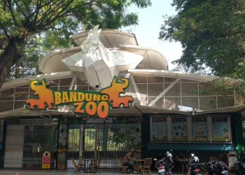 Bandung Zoo Ditutup