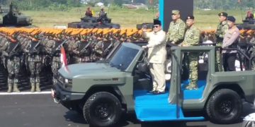 Presiden Prabowo Subianto saat menghadiri Gelar Pasukan Operasional dan Kehormatan Militer 2025 di Batujajar, Sabtu (10/8/25). (Uby/pasjabar)