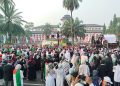 Ribuan warga gelar aksi Bela Palestina di Gedung Sate Bandung. Aksi ini serukan kebebasan Palestina, bukan hanya soal agama tapi kemanusiaan. (Uby/pasjabar)