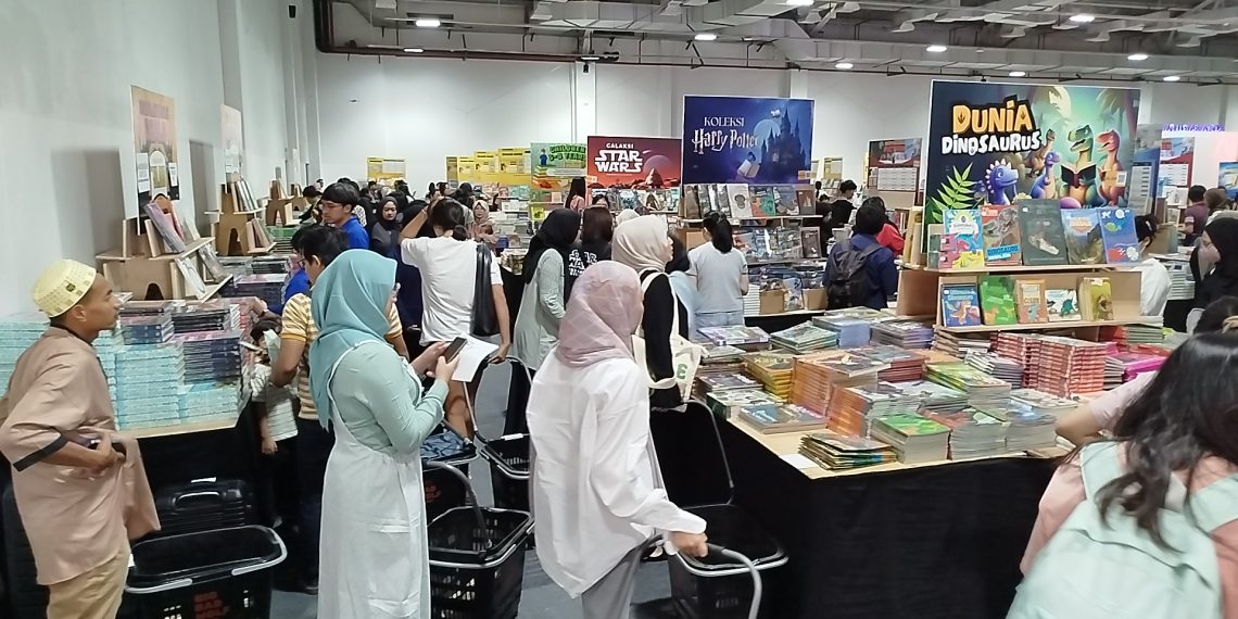 Big Bad Wolf Padalarang