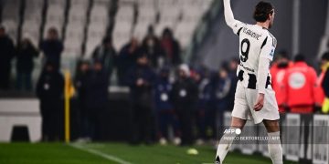 Penyerang Juventus Dusan Vlahovic bereaksi pada akhir laga Serie A Italia antara Juventus FC dan Venezia FC di Stadion Allianz di Turin, pada 14 Desember 2024.(AFP/MARCO BERTORELLO)