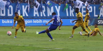 Persib Bandung meraih kemenangan meyakinkan 2-0 atas Semen Padang pada laga BRI Super League 2025-2026 di Stadion GBLA, Kota Bandung, Sabtu (9/8/2025). (foto: eci/pasjabar)
