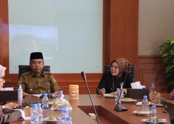 Anggota DPD RI, Aanya Rina Casmayanti (kanan), melakukan kunjungan kerja reses ke Kabupaten Bandung Barat (KBB) pada Selasa, 5 Agustus 2025. (Ist)