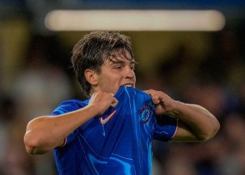 Ekspresi Marc Guiu dalam laga play off UEFA Conference League antara Chelsea vs Servette, Jumat (23/8/2024). (c) AP Photo/Alastair Grant