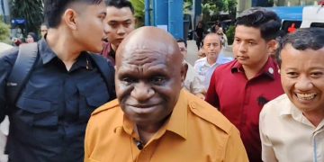 Menteri HAM Natalius Pigai kunjungi Unisba usai insiden gas air mata. Ia jamin kebebasan akademik dan minta aparat kedepankan dialog. (Uby/pasjabar)