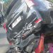 Kecelakaan maut terjadi di Jalan Raya Lembang. Minibus oleng tabrak 2 motor & warung, 1 pengendara tewas, 2 luka-luka. Polisi selidiki penyebabnya. (Uby/pasjabar)
