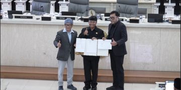 Cirebon Timur resmi ditetapkan sebagai Calon Daerah Persiapan Otonomi Baru (CDPOB) usai rapat paripurna DPRD Jawa Barat. Kini tinggal menunggu keputusan pemerintah pusat. (Uby/pasjabar)