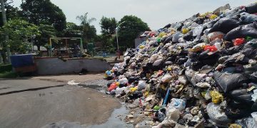 Sampah Menggunung Babakan Cianjur