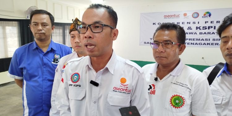 KSPSI dan KSPI Desak DPR Segera Sahkan UU Cipta Ketenagakerjaan Baru