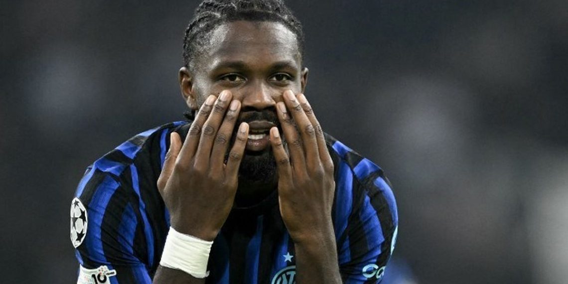 Dua gol Marcus Thuram mengantarkan wakil Italia Inter Milan menang 2-0 dalam laga Ajax Amsterdam vs Inter Milan di Johan Cruyff ArenA, Rabu (17/9/2025) malam lokal atau Kamis dini hari WIB.(AFP/NICOLAS TUCAT)