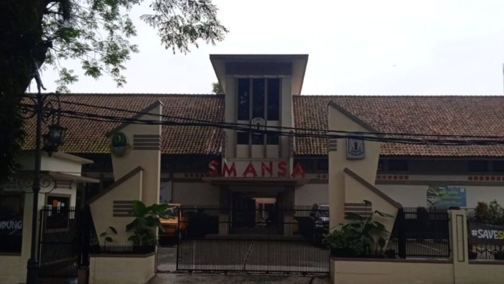 Sengketa SMAN 1 Bandung