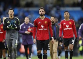 Manchester United tetap cuan sekalipun hancur lebur musim lalu. (Action Images via Reuters/Jason Cairnduff)