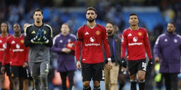 Manchester United tetap cuan sekalipun hancur lebur musim lalu. (Action Images via Reuters/Jason Cairnduff)