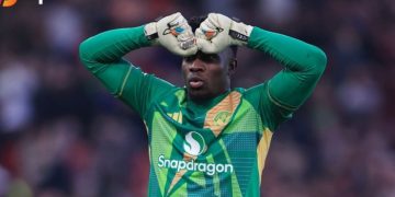 Kiper Man United, Andre Onana, disingkirkan pelatih Ruben Amorim setelah ketahuan main tarkam. (X.COM/OPTAJOE)