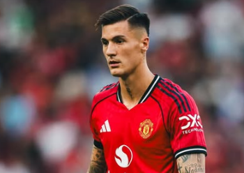 Striker anyar Manchester United, Benjamin Sesko. (instagram/@benjaminsesko)