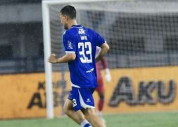 Gelandang Persib Bandung, Thom Haye Sumber : persib.co.id