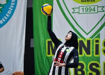 Opposite timnas voli Indonesia, Megawati Hangestri Pertiwi, bersama Manisa Buyuksehir Belediyespor Kulubu dalam laga pramusim kasta kedua Liga Voli Turki 2025-2026. (INSTAGRAM.COM/MANISABBSK_VOLEYBOL)