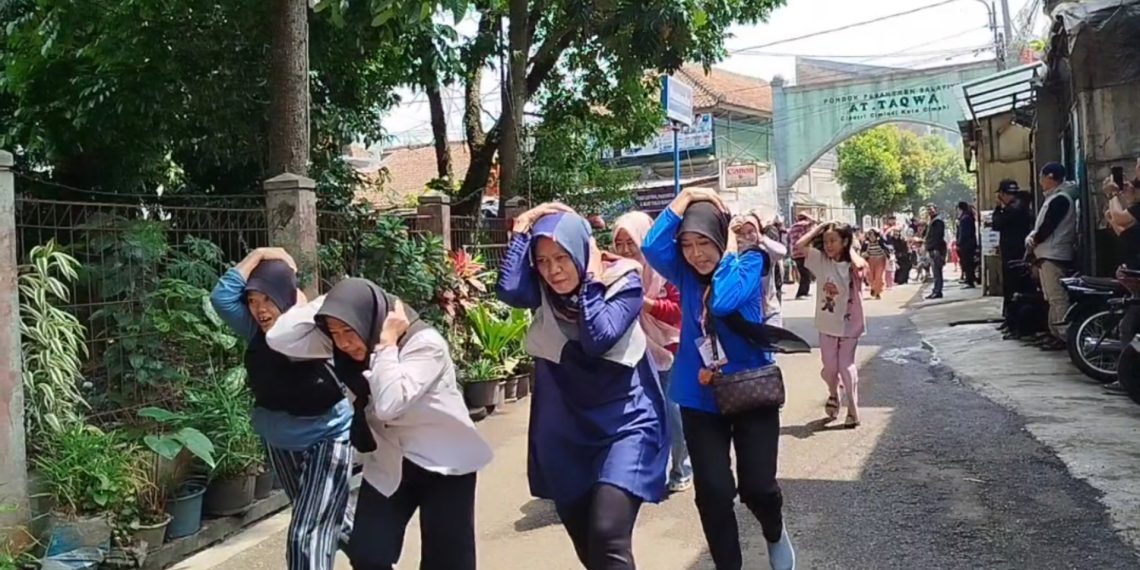 simulasi gempa cimahi