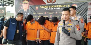 rumah produksi tembakau sintetis