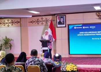 Lebih dari 55 juta anak Indonesia mengalami gangguan penglihatan akibat kelainan refraksi. Kemenkes luncurkan Peta Jalan Kesehatan Penglihatan 2025–2030 untuk cegah kebutaan dan perluas layanan Vision Center di seluruh Indonesia. (Uby)